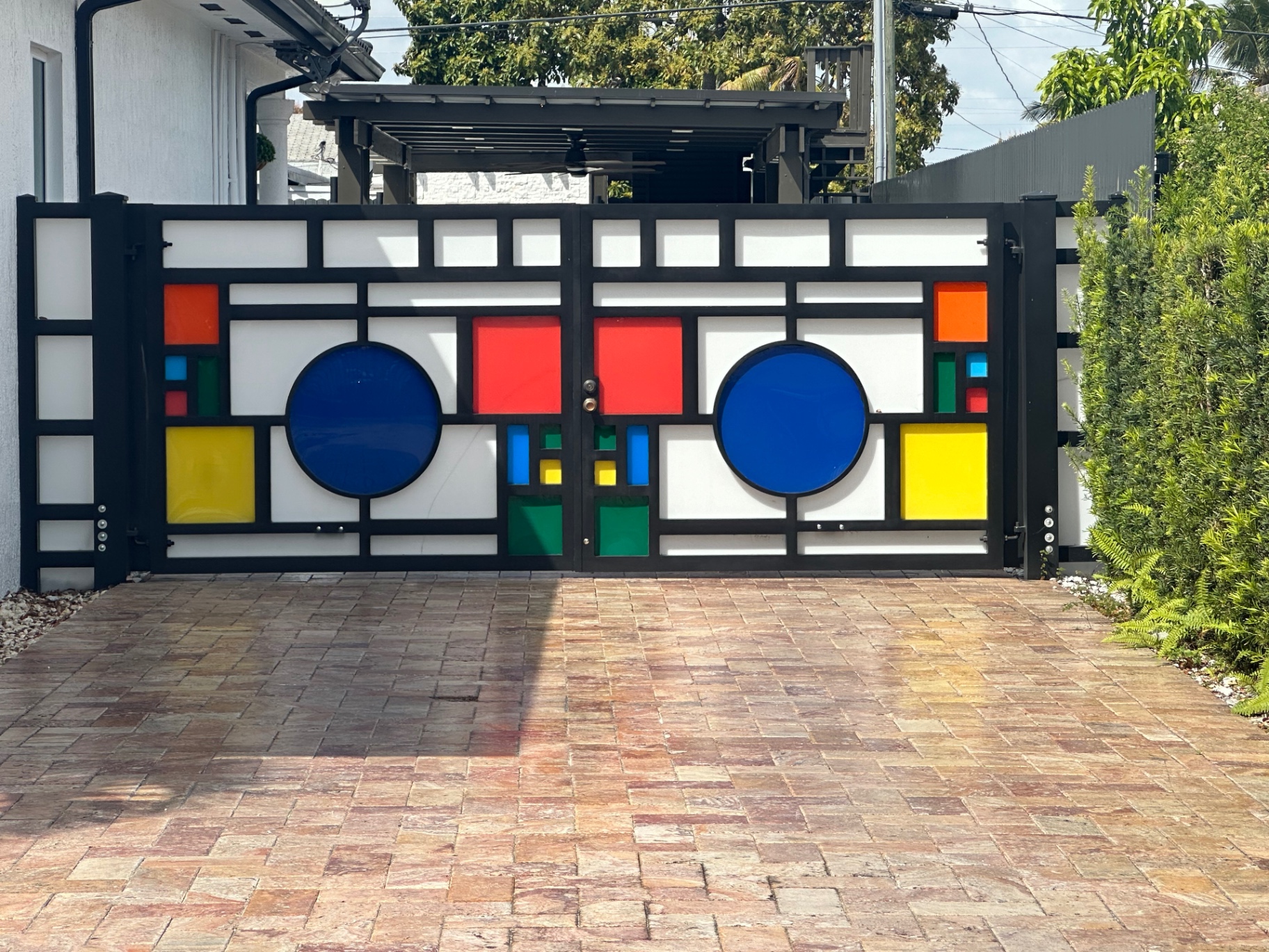 Custom Art-Glass Driveway Gate
